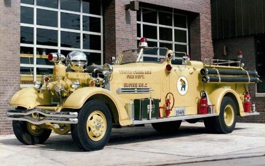 Ahrens-Fox H-T '1937 - 52